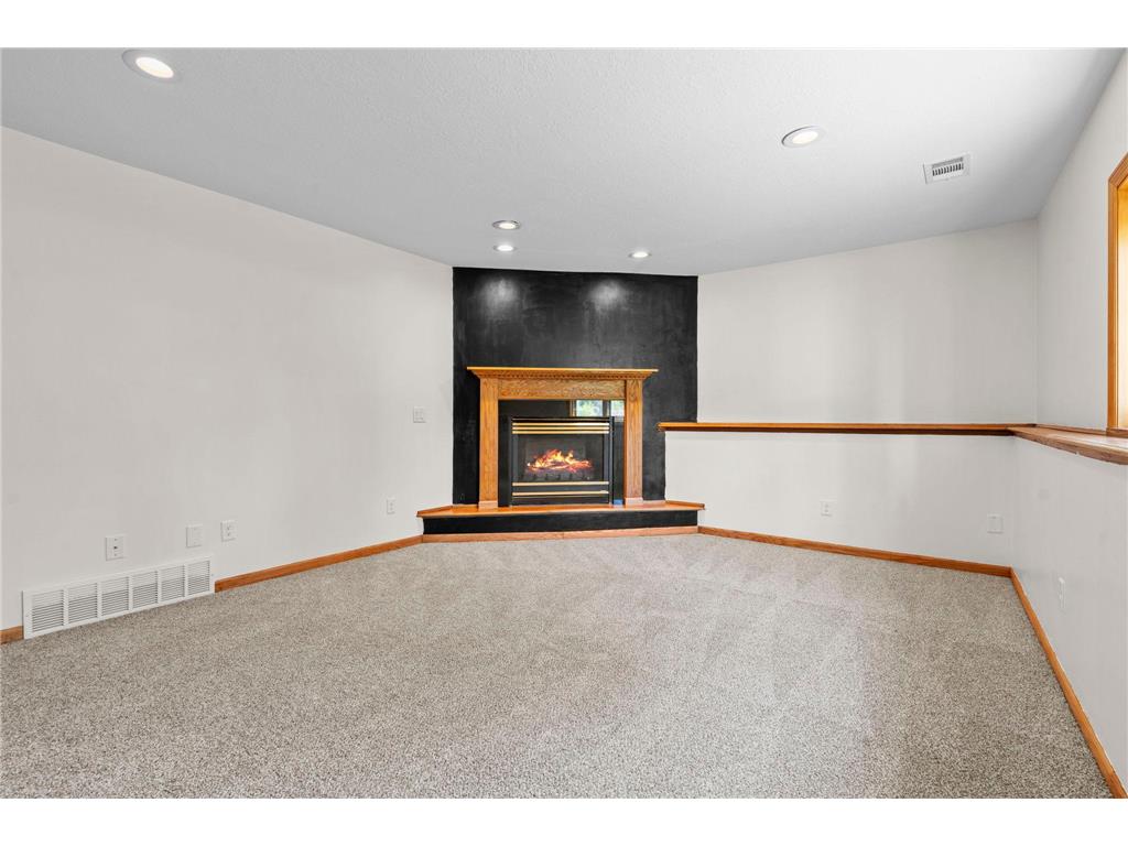 1136 Minnesota Street S Shakopee MN 55379 7084189 image36