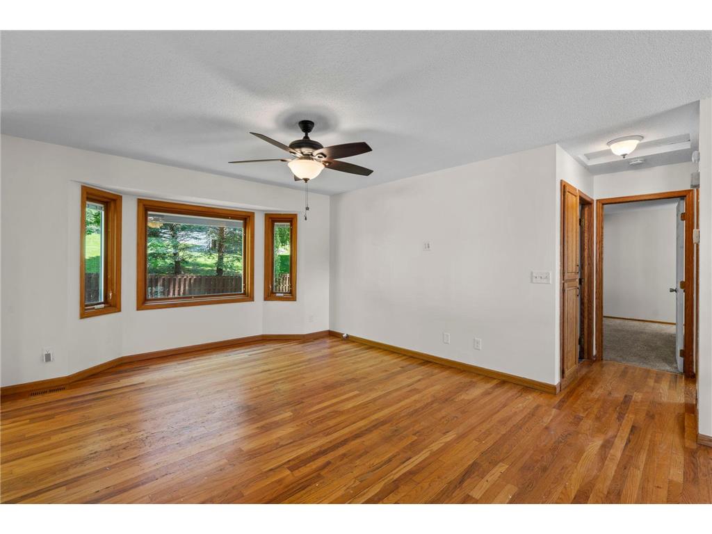 1136 Minnesota Street S Shakopee MN 55379 7084189 image8