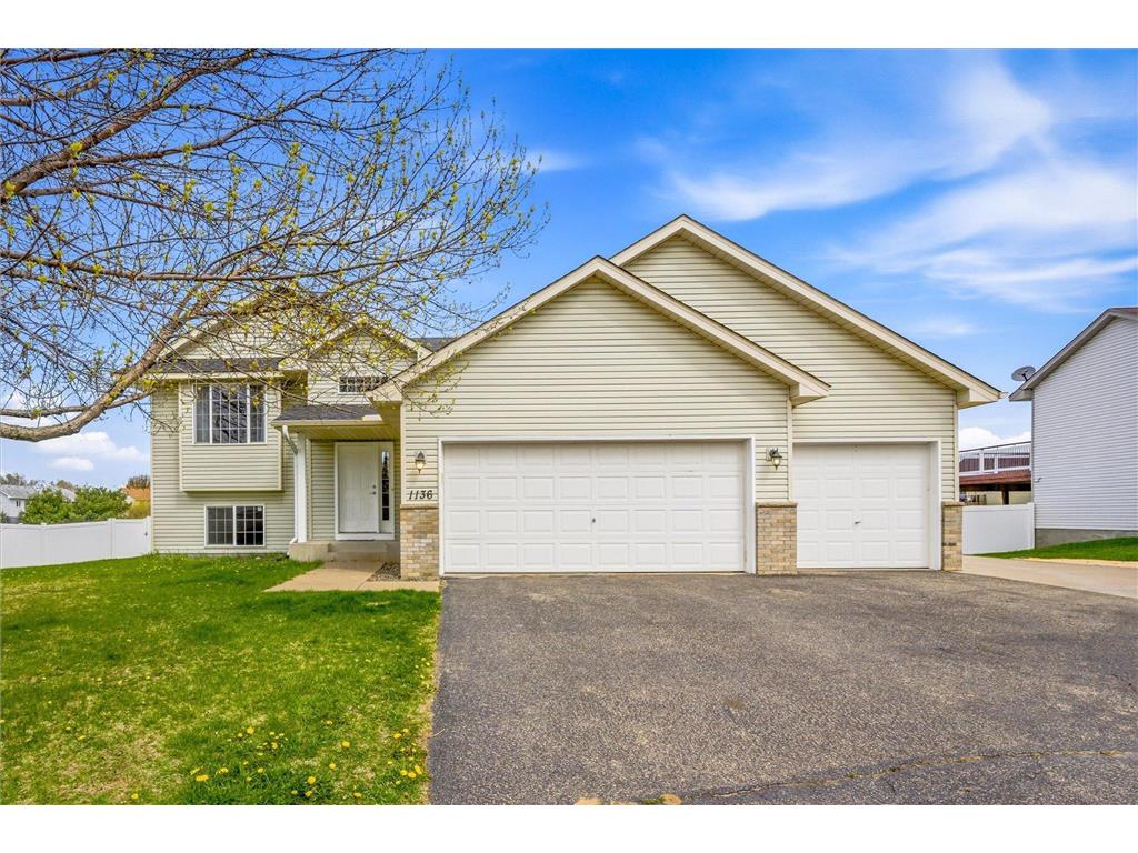 1136 Pioneer Trail SE Cambridge MN 55008 7006752 image1