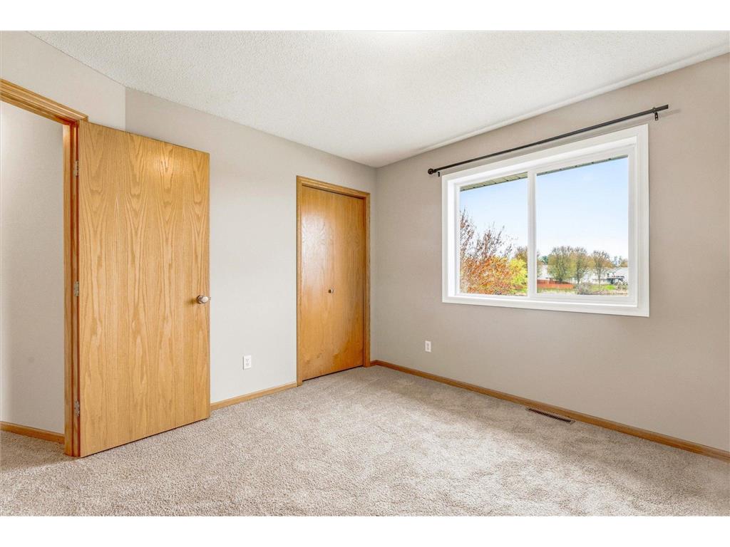 1136 Pioneer Trail SE Cambridge MN 55008 7006752 image15