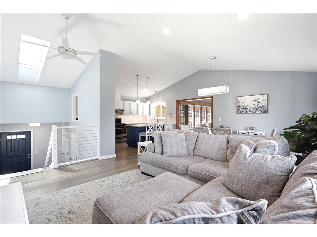 1136 Westbury Circle Eagan MN 55123 7022304 image8