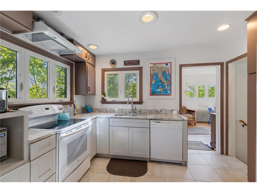 1136 Xerxes Avenue S Minneapolis MN 55405 7051154 image16