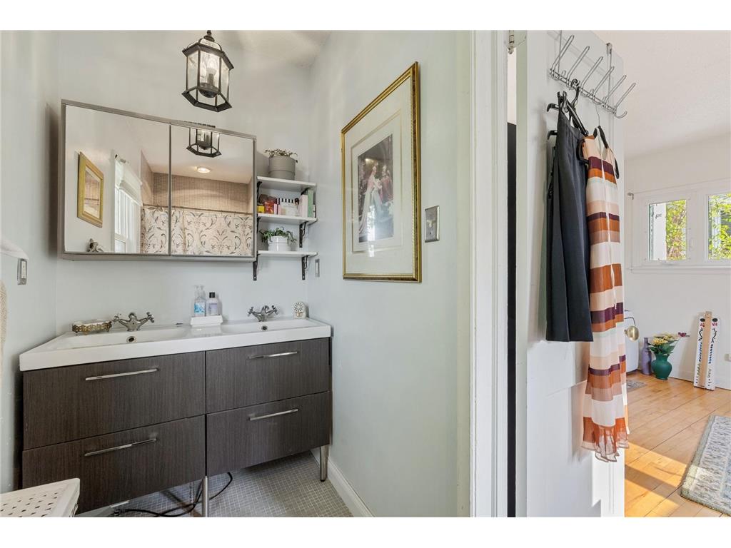 1136 Xerxes Avenue S Minneapolis MN 55405 7051154 image26