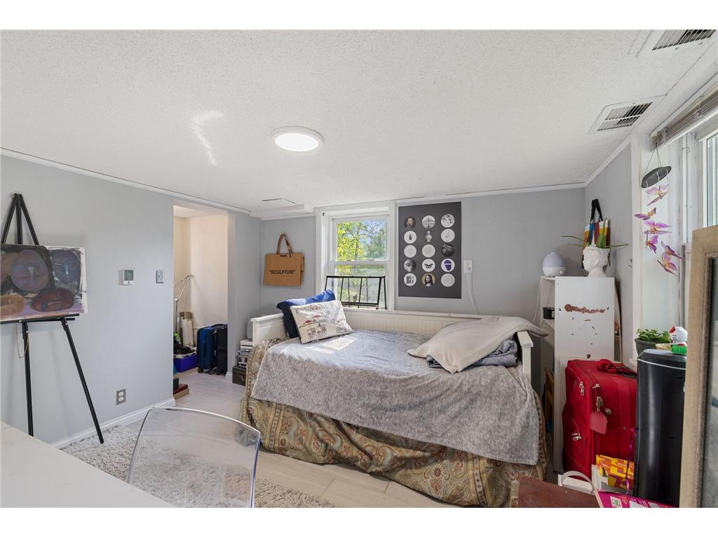 1136 Xerxes Avenue S Minneapolis MN 55405 7051154 image32
