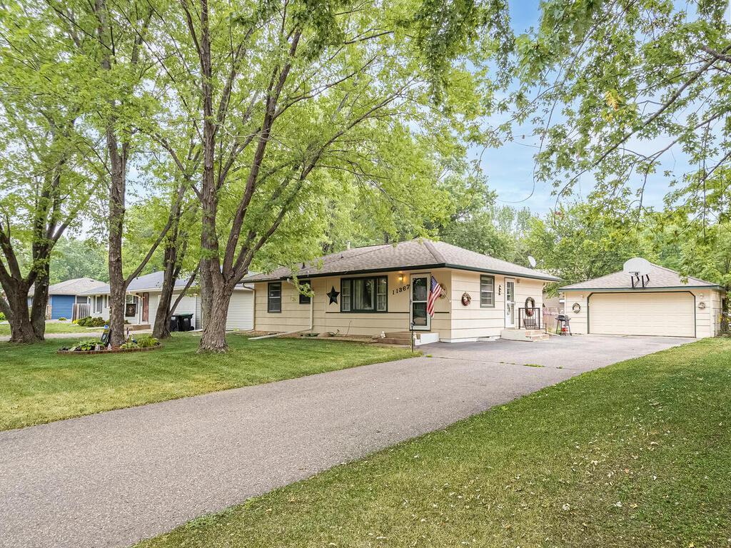 11367 Quince Street NW Coon Rapids MN 55448 6076476 image1