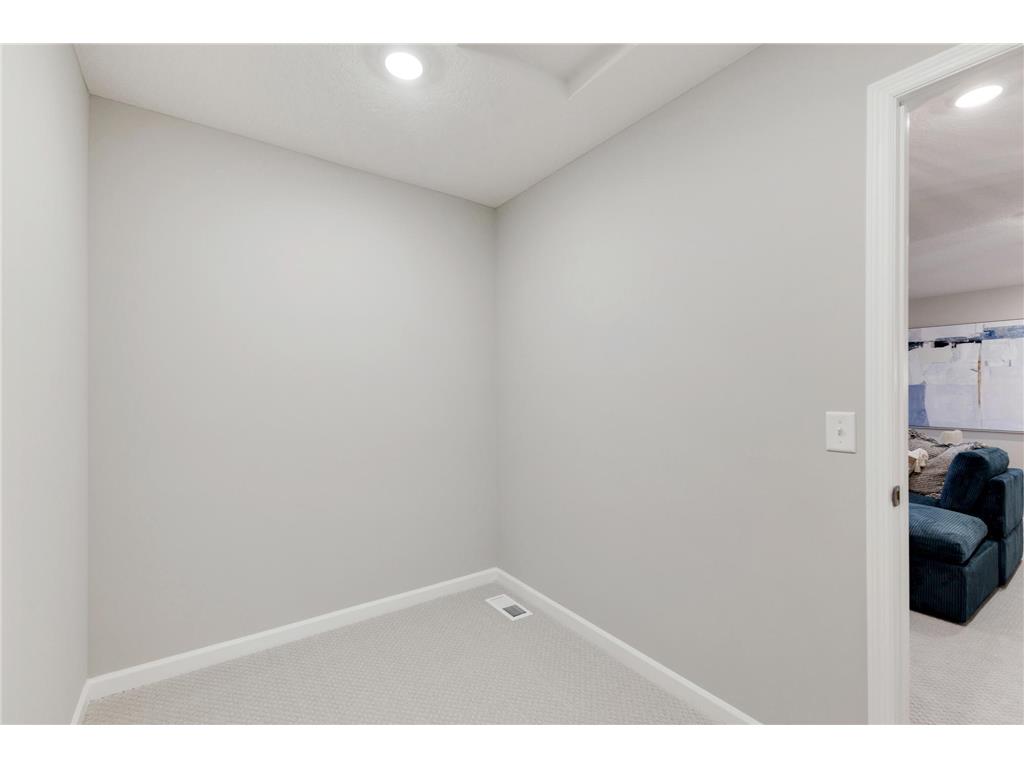 11369 Kingsview Lane N Dayton MN 55369 7021440 image34