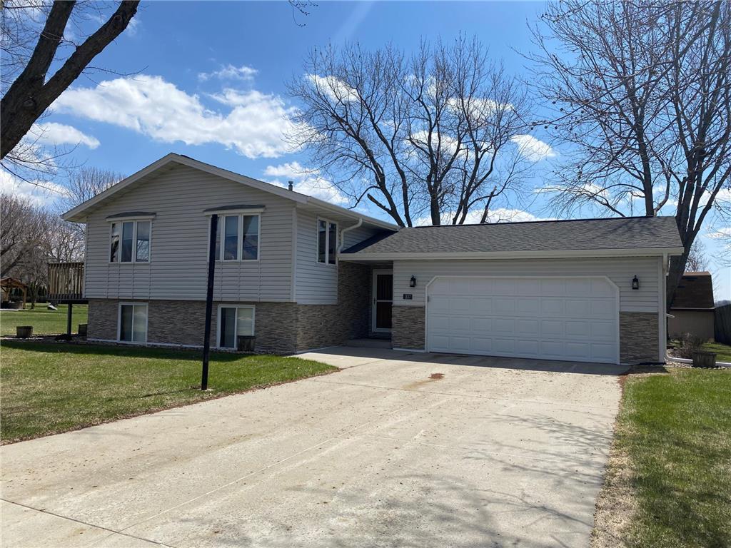 1137 Lexington Avenue Worthington MN 56187 6352095 image1