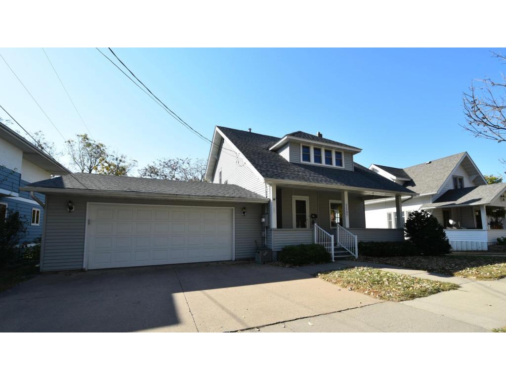 1137 Oak Street Red Wing MN 55066 6642089 image1