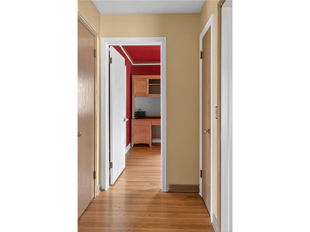 1137 Osceola Avenue Saint Paul MN 55105 7084877 image12