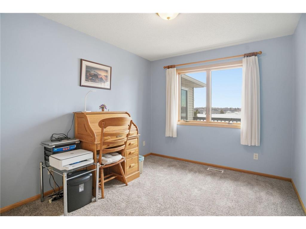 1138 Highpoint Court #33B New Richmond WI 54017 7020451 image16