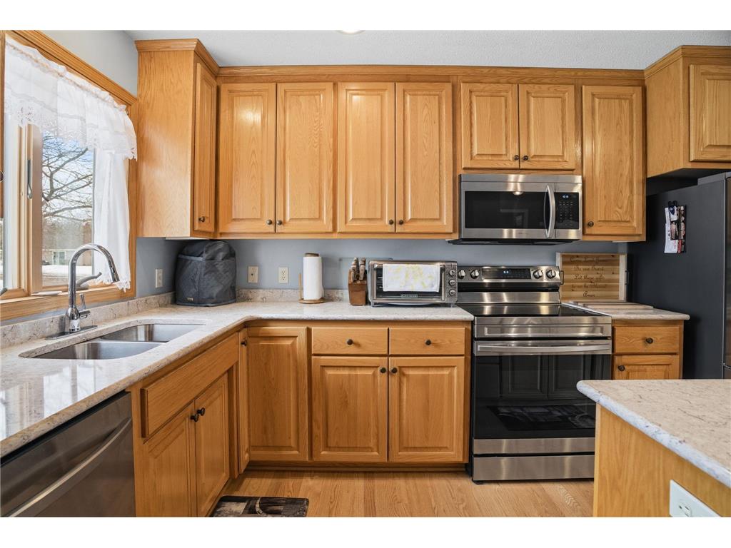 1138 Highpoint Court #33B New Richmond WI 54017 7020451 image3