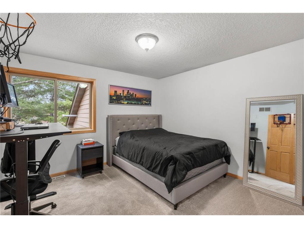 11384 269th Avenue NW Livonia Twp MN 55398 7056295 image26