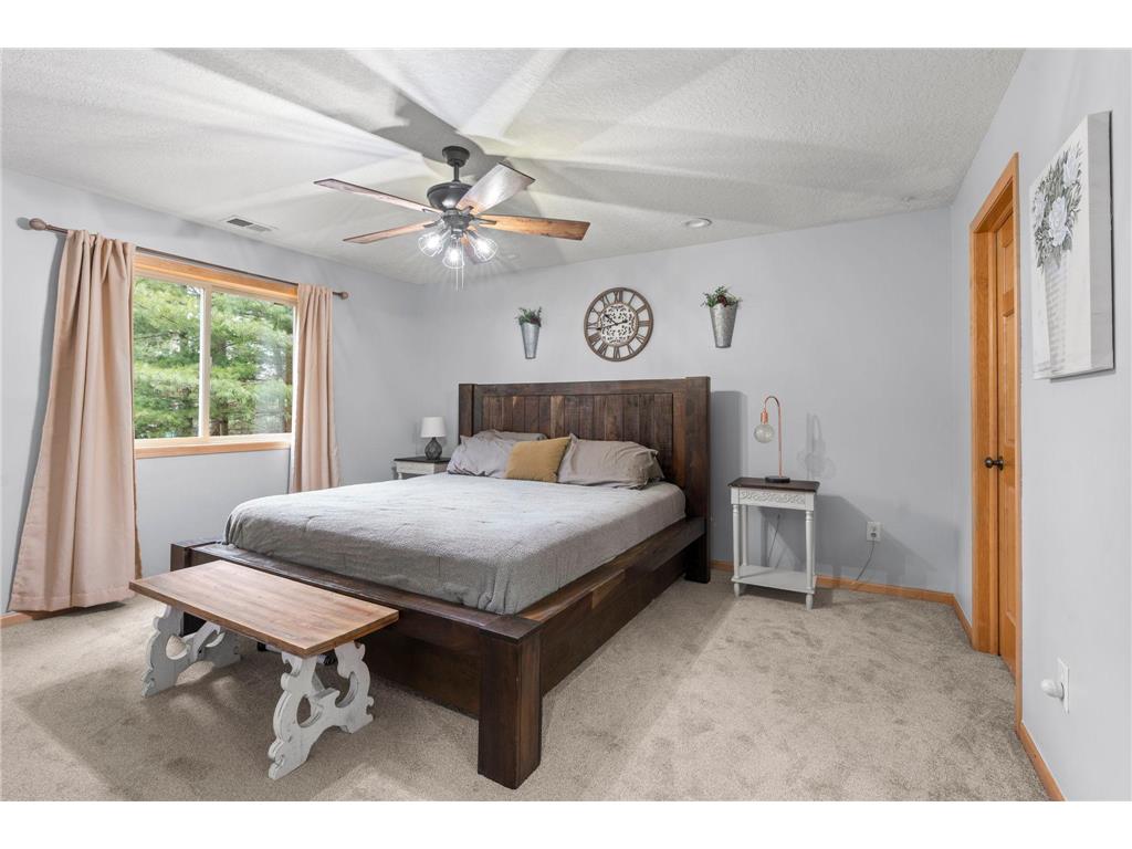 11384 269th Avenue NW Livonia Twp MN 55398 7056295 image39