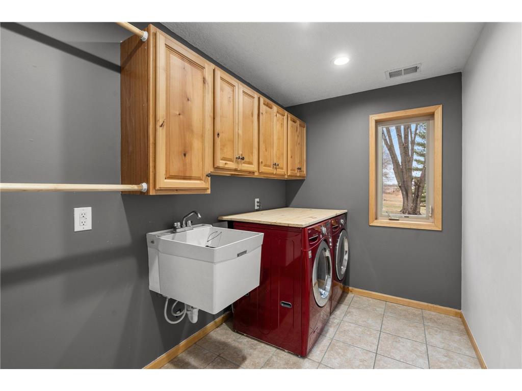 11384 269th Avenue NW Livonia Twp MN 55398 7056295 image44