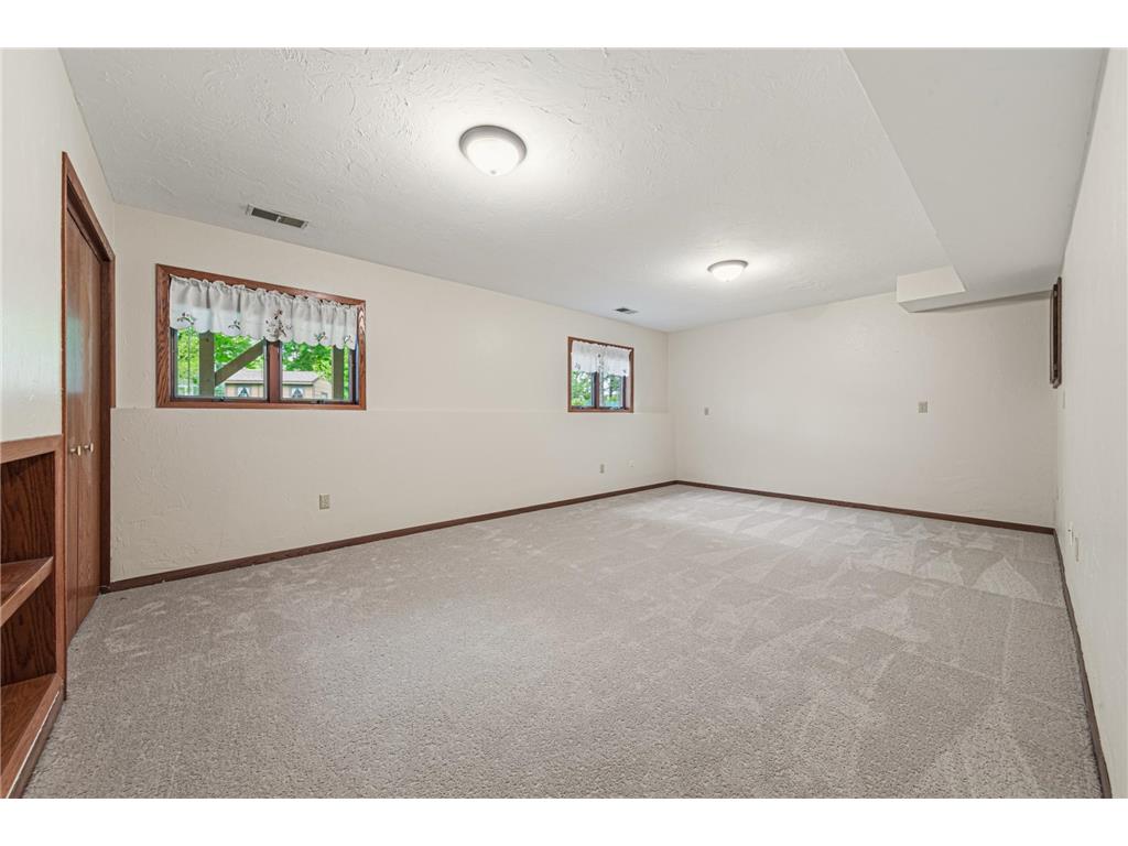 1139 10th Street N Saint James MN 56081 7084104 image24