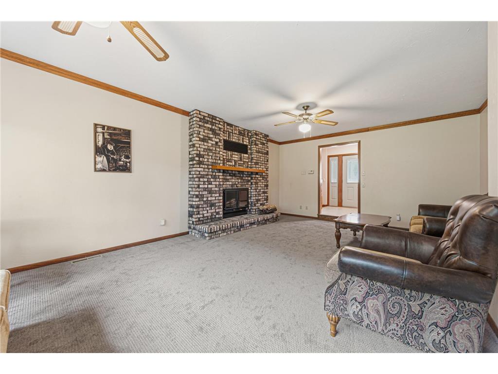 1139 10th Street N Saint James MN 56081 7084104 image5
