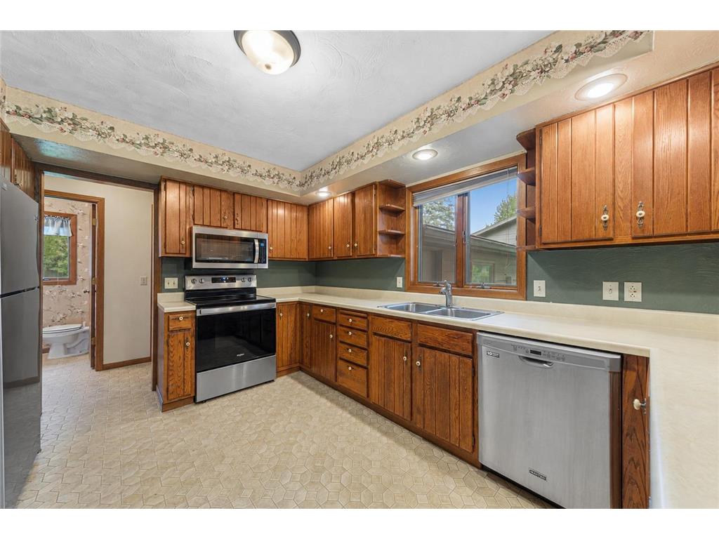 1139 10th Street N Saint James MN 56081 7084104 image7