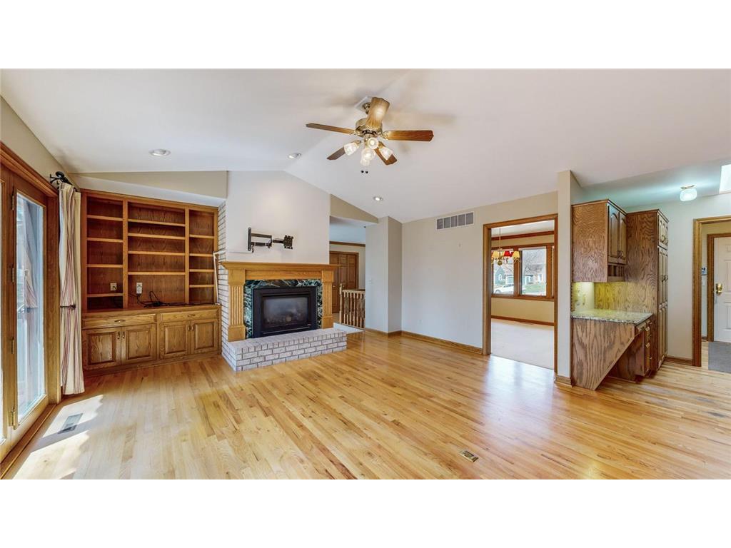 1139 Foxcroft Lane SW, Rochester, MN, 55902 MLS 6522309 Edina Realty