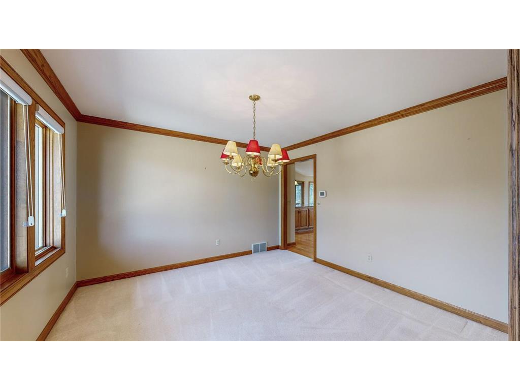 1139 Foxcroft Lane SW, Rochester, MN, 55902 MLS 6522309 Edina Realty