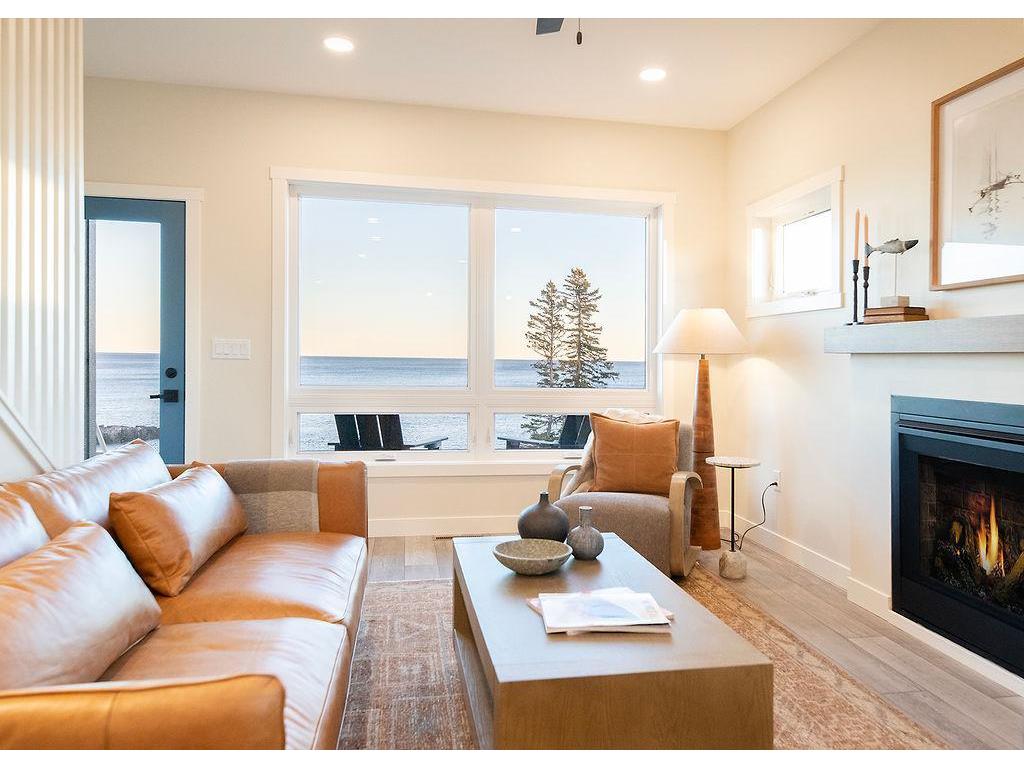 114-116 E Lakeview Drive Silver Bay MN 55614 - Superior 6797814 image1