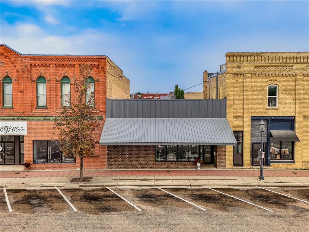 114 1st Ave S Perham MN 56573 6786413 image1