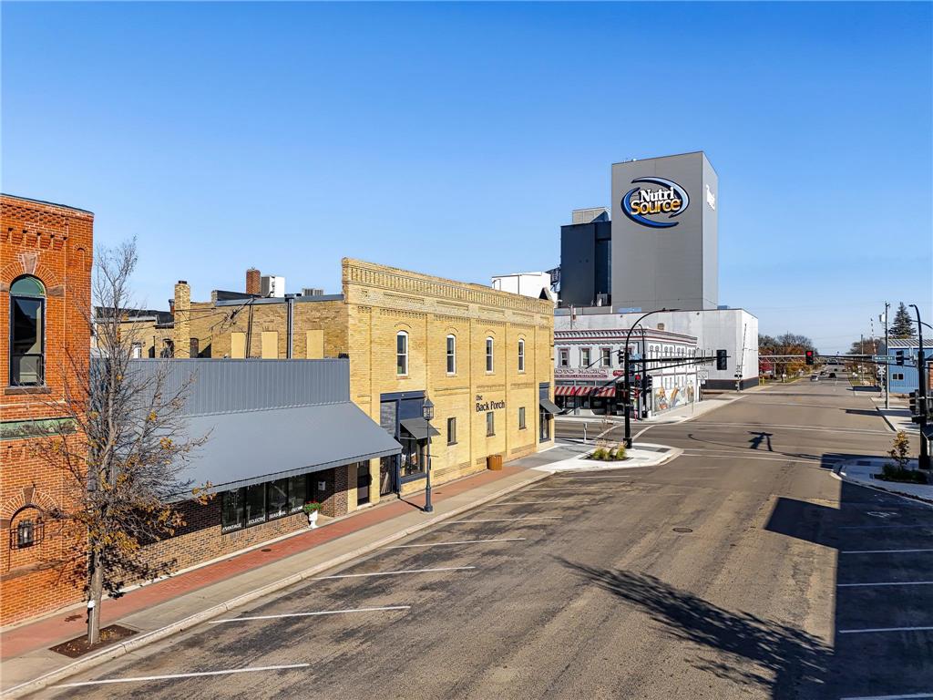 114 1st Ave S Perham MN 56573 6786413 image22