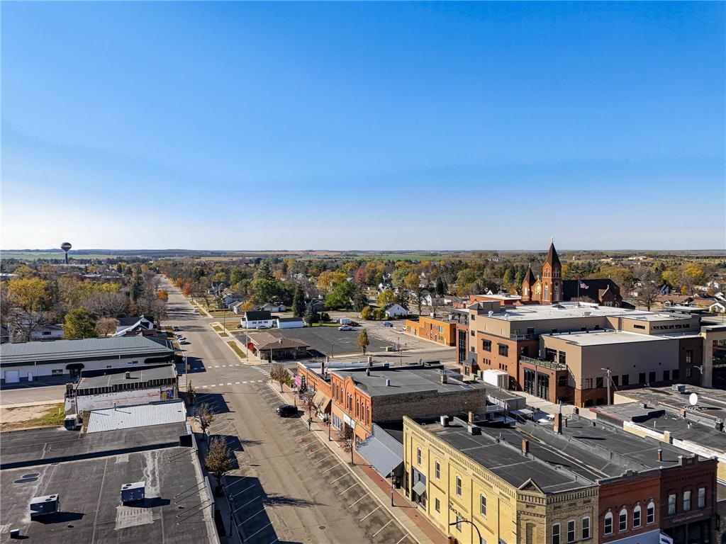 114 1st Ave S Perham MN 56573 6786413 image4