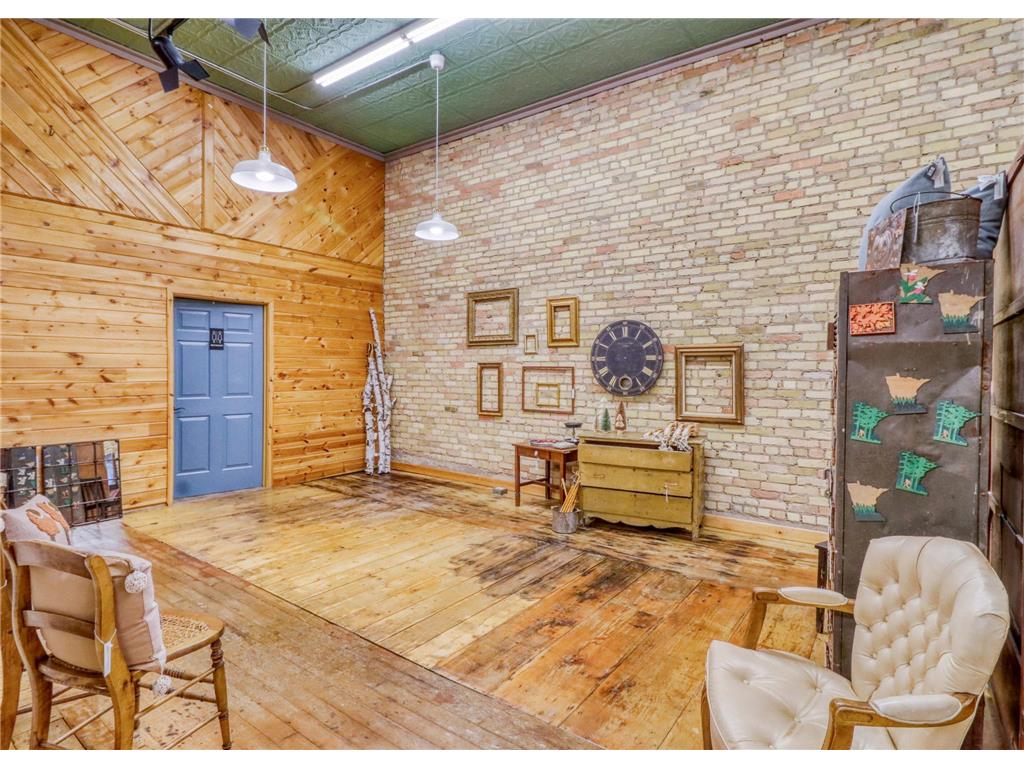 114 1st Ave S Perham MN 56573 6786413 image9