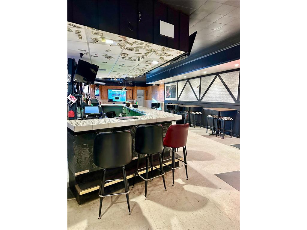 114 Center Street N Lake Benton MN 56149 6803282 image7