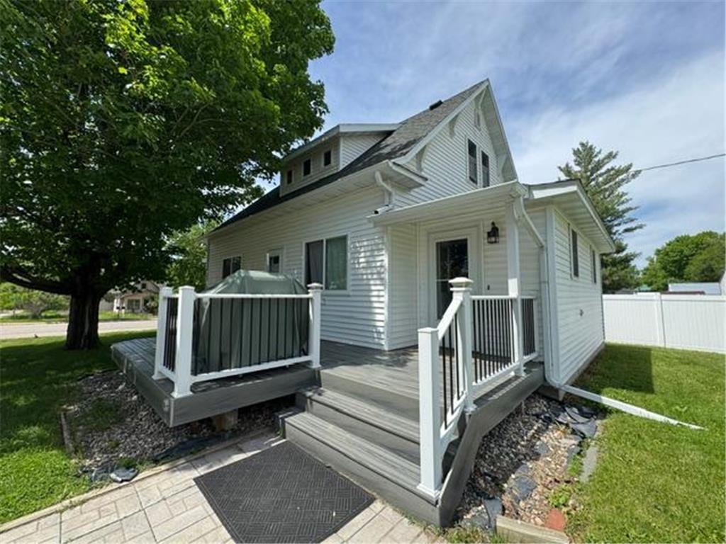 114 Central Avenue S Bertha MN 56437 7085954 image1
