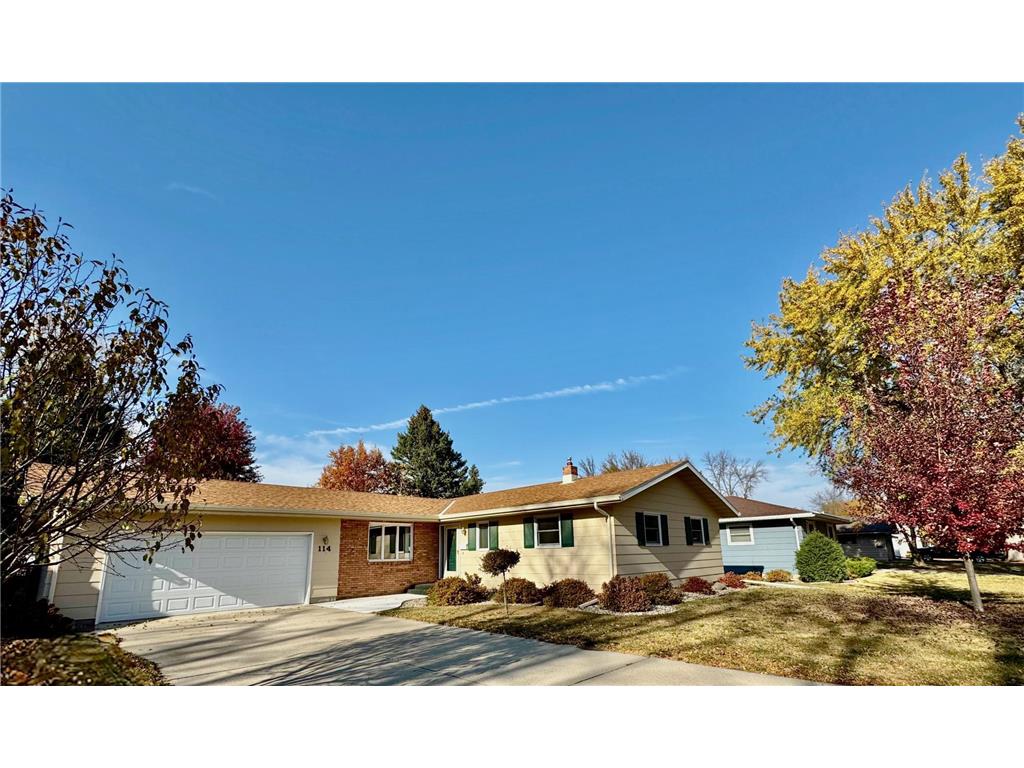 114 Circle Drive Marshall MN 56258 6565892 image1