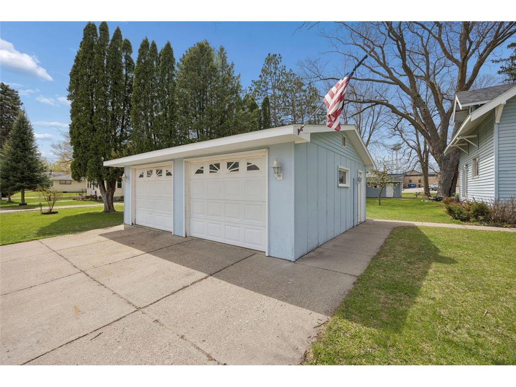 114 E Elm Avenue Upsala MN 56384 7025300 image21