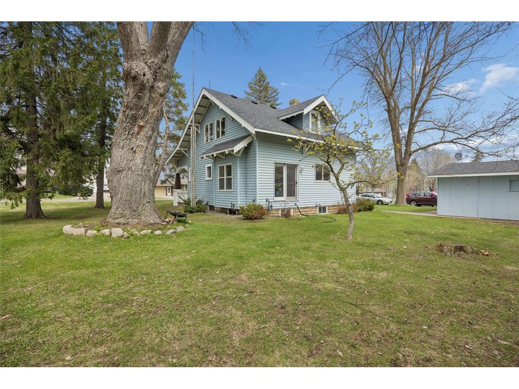 114 E Elm Avenue Upsala MN 56384 7025300 image25