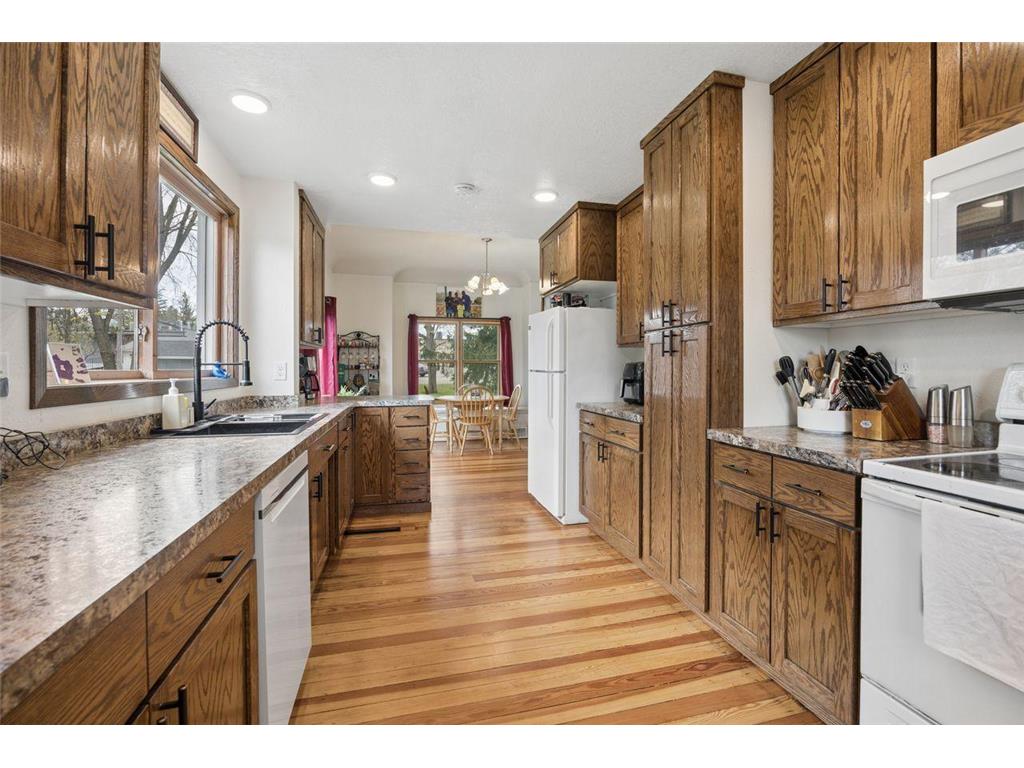 114 E Elm Avenue Upsala MN 56384 7025300 image8