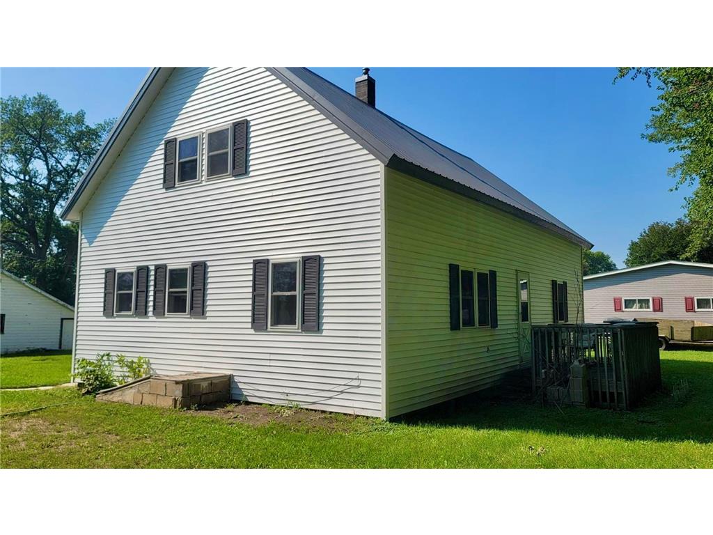 114 Jessica Street E Ihlen MN 56164 6421455 image1
