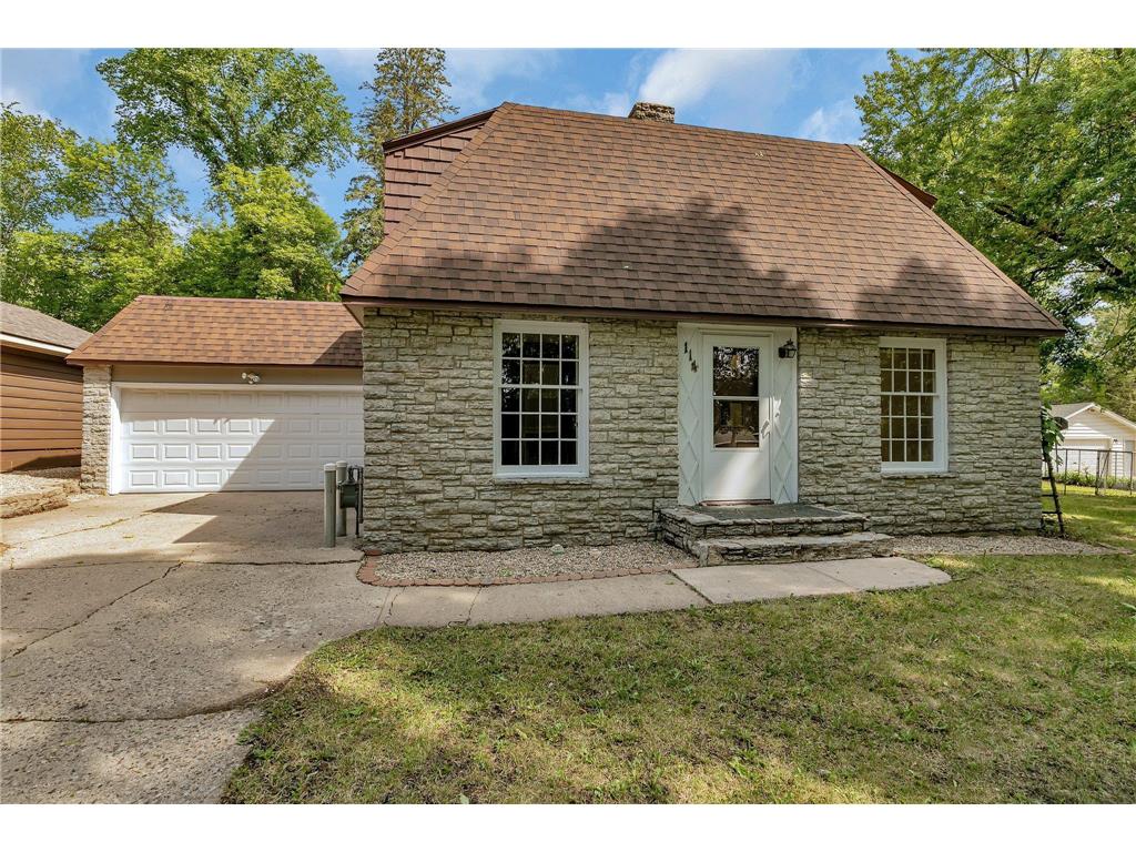 114 Lake Avenue E Winsted MN 55395 6378739 image1