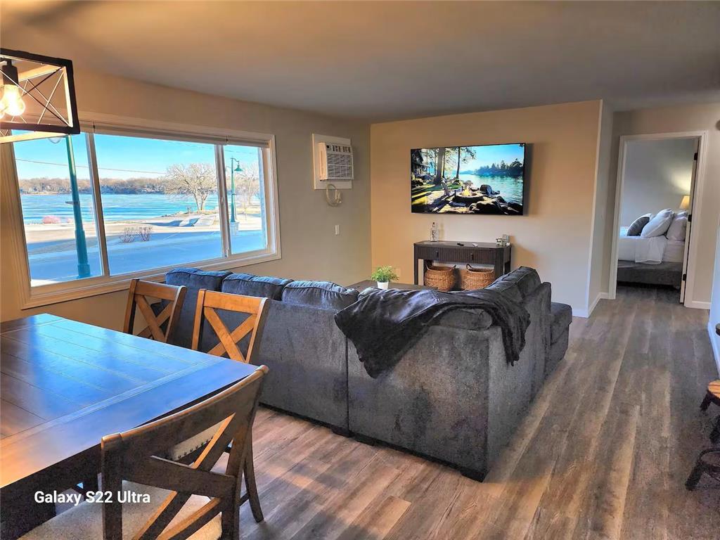 114 Lake Avenue S #16 Spicer MN 56288 - Green 7035488 image6