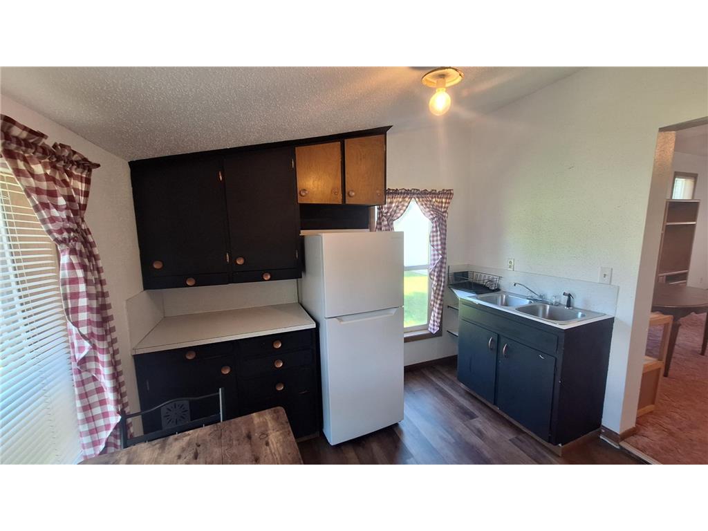 114 Lincoln Bathgate ND 58216 7106100 image6