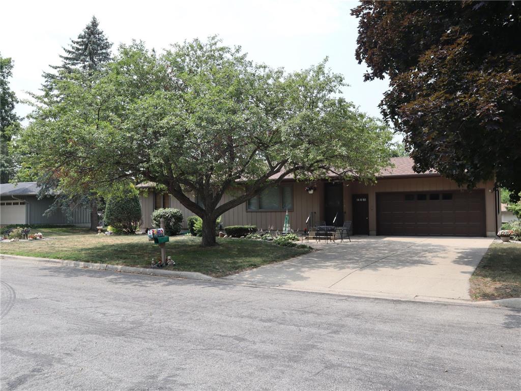 114 Marquette Avenue North Mankato MN 56003 6407501 image1