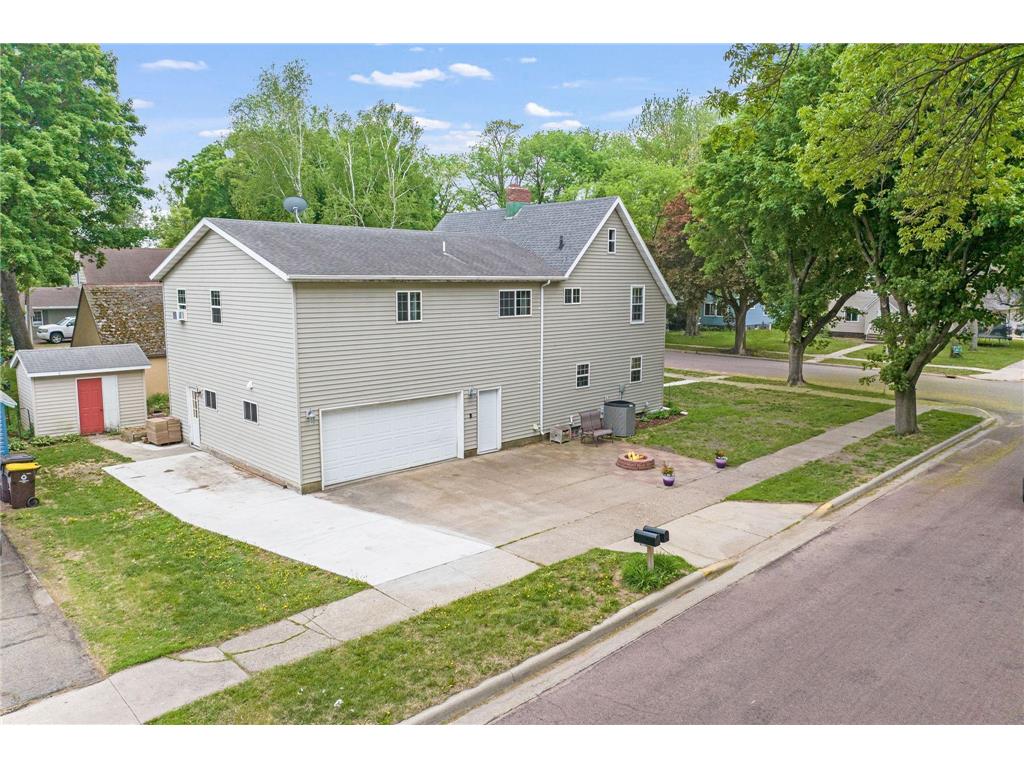 114 N 3rd Avenue E Truman MN 56088 6722403 image1