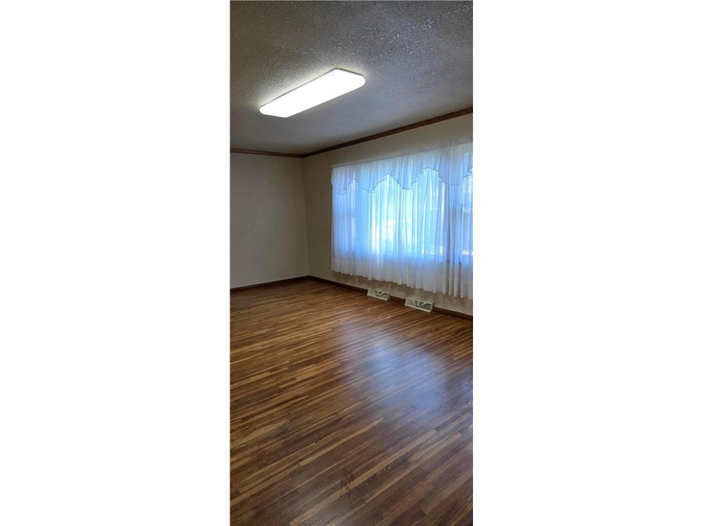 114 N 6th Avenue Albert Lea MN 56007 6722799 image6