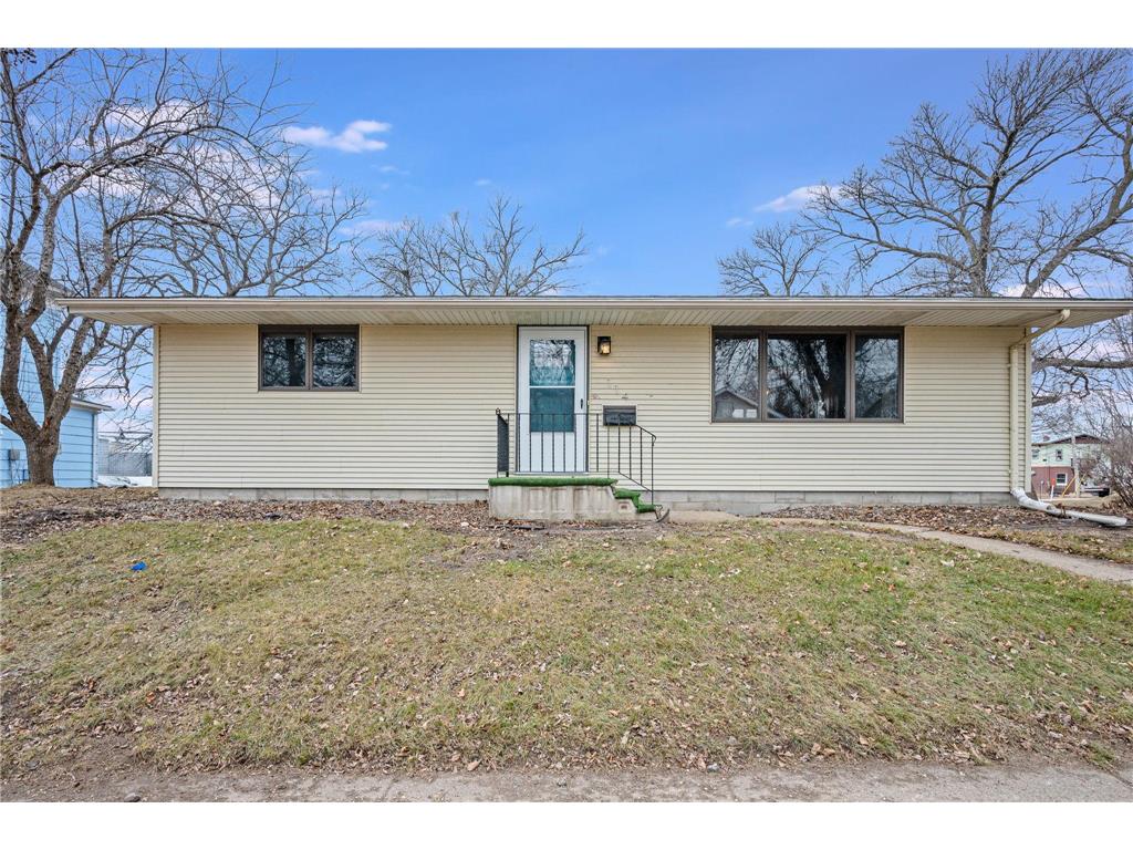114 S 3rd Street Kiester MN 56051 6495298 image1