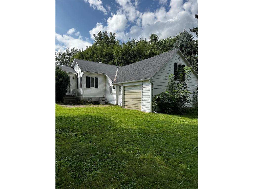 114 W 2nd Street S Truman MN 56088 6785998 image1