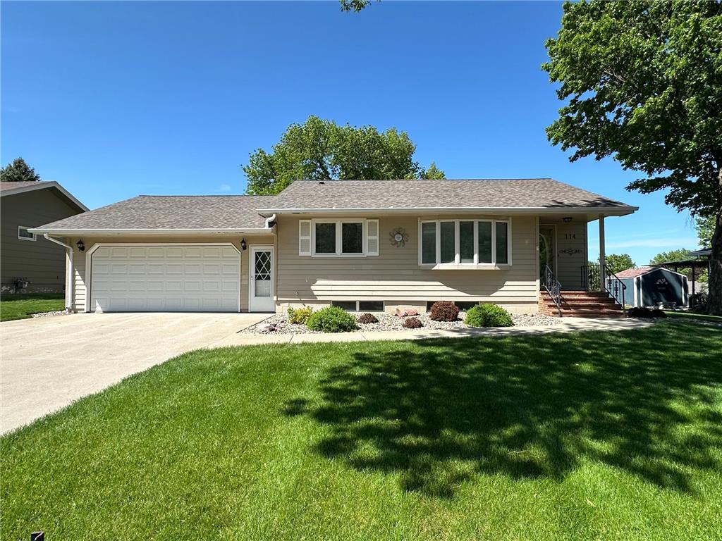 114 W Virginia Street Luverne MN 56156 6541716 image1