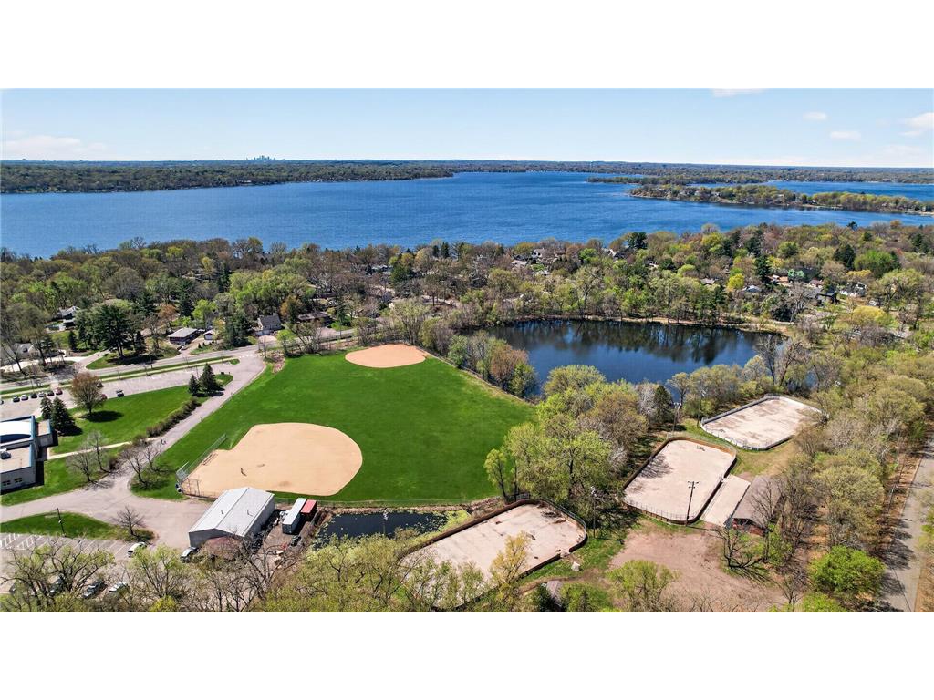 114 Wildwood Bay Drive Mahtomedi MN 55115 7063663 image32