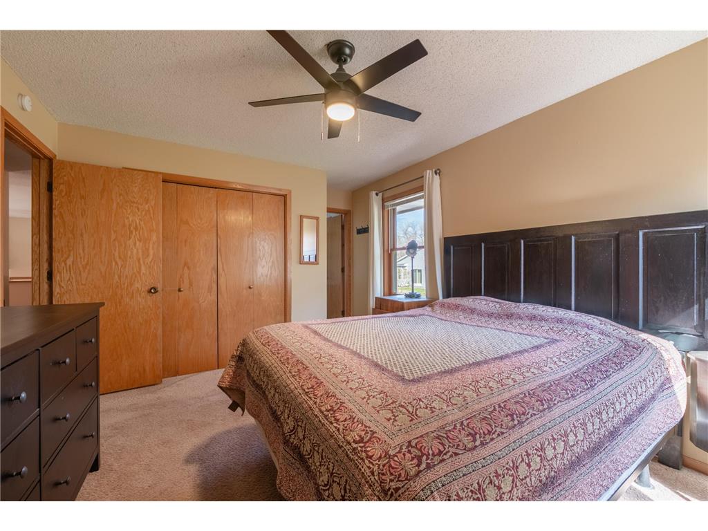 1140 86th Avenue N Brooklyn Park MN 55444 6814121 image18