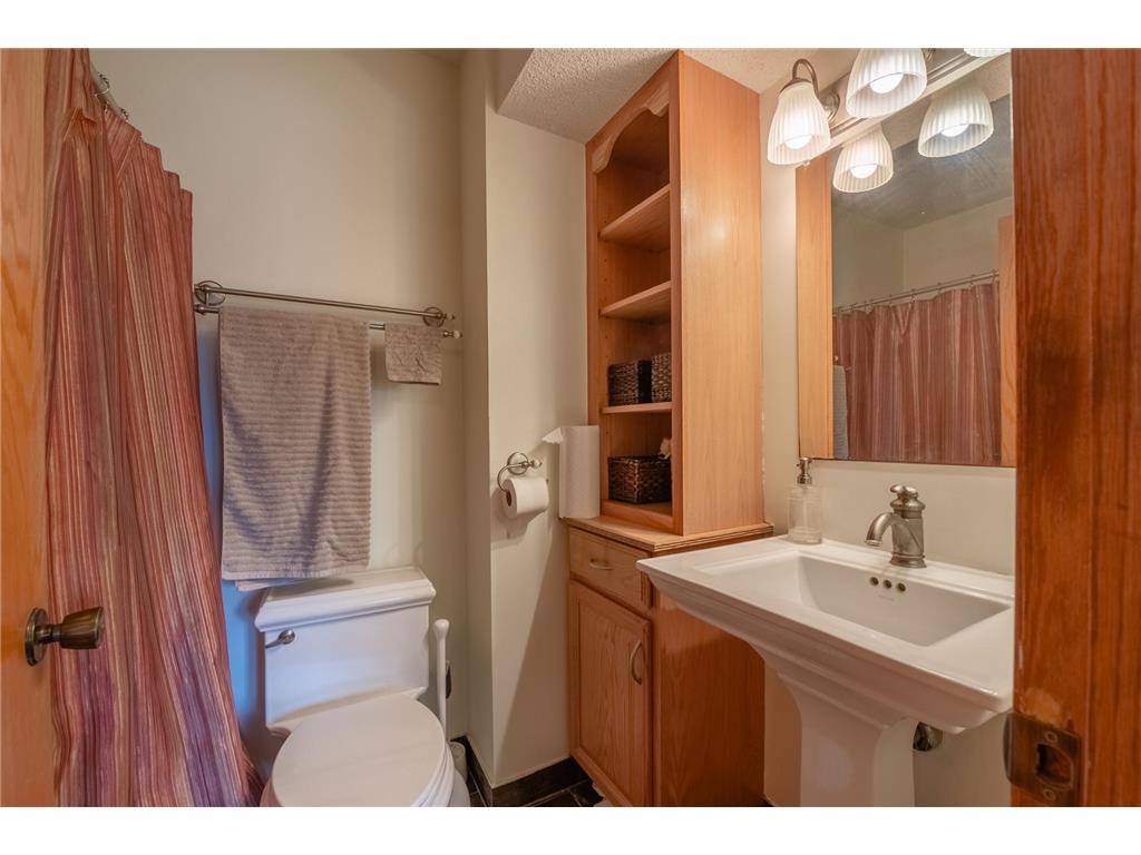 1140 86th Avenue N Brooklyn Park MN 55444 6814121 image25