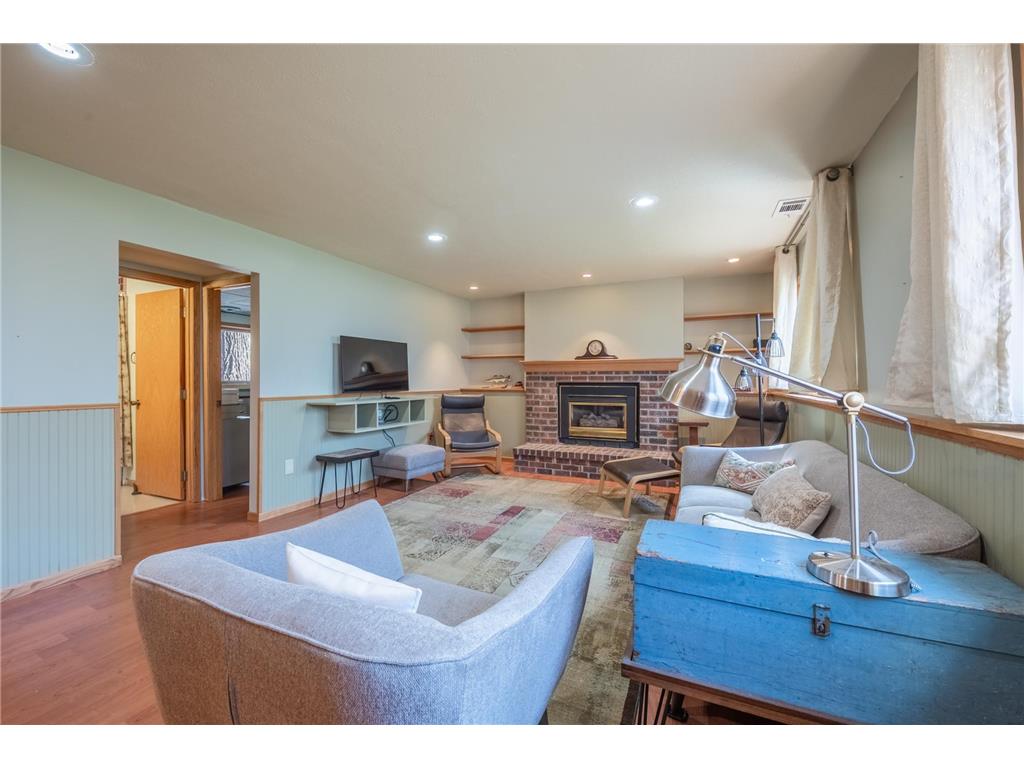 1140 86th Avenue N Brooklyn Park MN 55444 6814121 image31