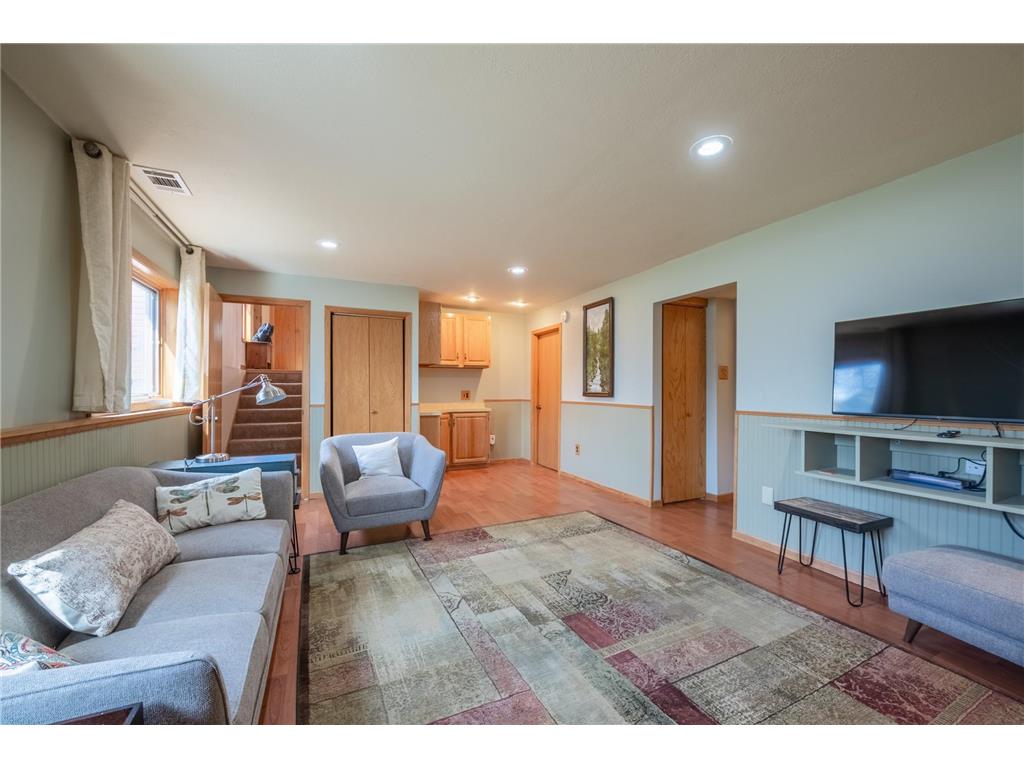 1140 86th Avenue N Brooklyn Park MN 55444 6814121 image32