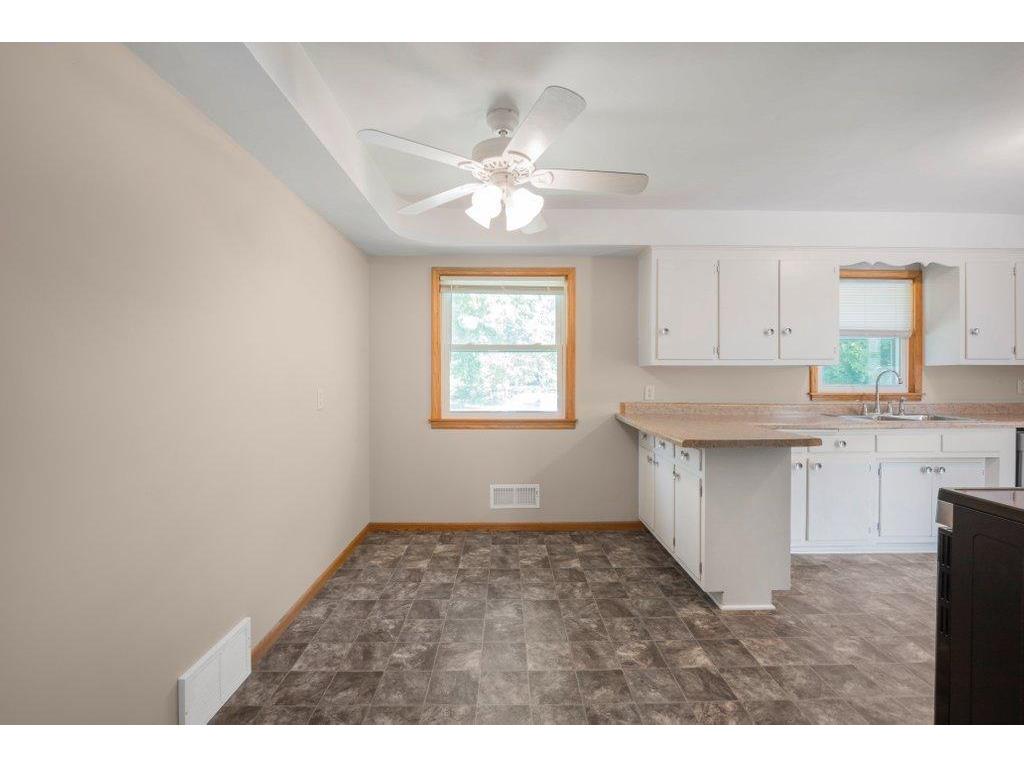 1140 Charlton Street West Saint Paul MN 55118 7086743 image12